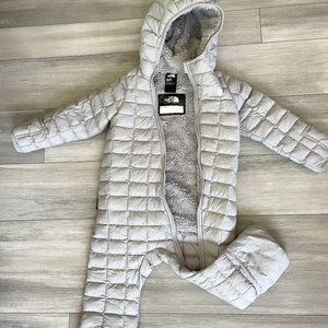 NWOT North Face Thermoball Toddler Bunting